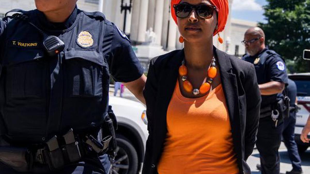 Alexandria Ocasio-Cortez And Ilhan Omar Were Arrested At An Abortion ...